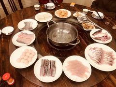 -正能量脆肉鲩火锅
