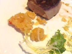 香煎鹅肝-广州四季酒店·佰鲜汇·现代法餐