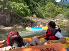 -罗田大别山峡谷漂流