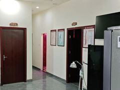 -张钰强中医正骨推拿连锁(唐家人才公寓店)