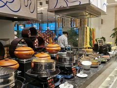 自助取餐区-索菲特酒店 · 云尚天际自助餐厅