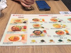 -李先生牛肉面大王(济南火车站候车室店)