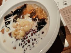 -RUXU入续糖水铺与包(卓悦中心店)