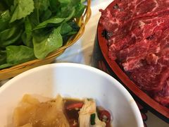 -鲜入围煮花胶鸡海鲜火锅