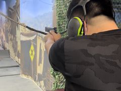 -都市枪神实弹射击俱乐部