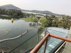 -上海佘山世茂艾美酒店