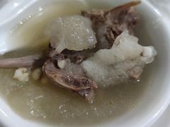 -红旗山庄(圭峰山店)