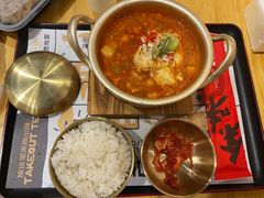 嫩豆腐辣汤-小韩屋韩国料理(上海湾店)