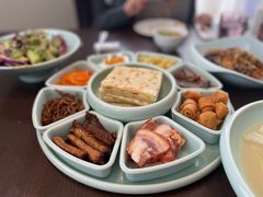 -静之湖湖畔餐厅