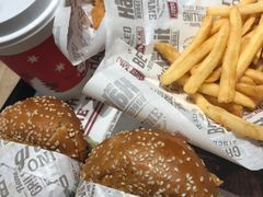 -The Habit Burger Grill 哈比特汉堡(爱琴海店)