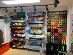 -C93 barber shop男士理发馆