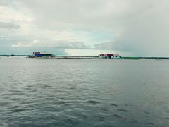 -洞里萨湖