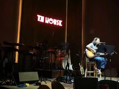 -TZ House音乐现场(来福士中心店)