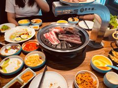 -明洞阿姨·韩式酱蟹烤肉·创意料理(三元桥店)