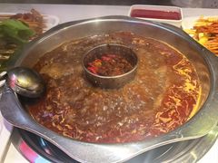 -佰人王串串香火锅(洋珠巷店)