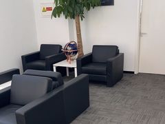 -北亚国超特斯拉授权钣喷中心