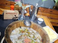 -秋语木桶鱼.酸菜鱼(开发区火车站店)