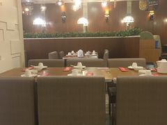 大堂-粤仔湾砂锅粥(滨湖万达店)