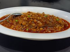 招牌红烧臭鳜鱼-半勺·新徽菜(银泰城店)
