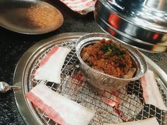 -喵小乙碳火烤肉(大坪协信星光天地店)