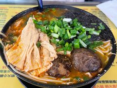 -星林居酸辣米线餐厅