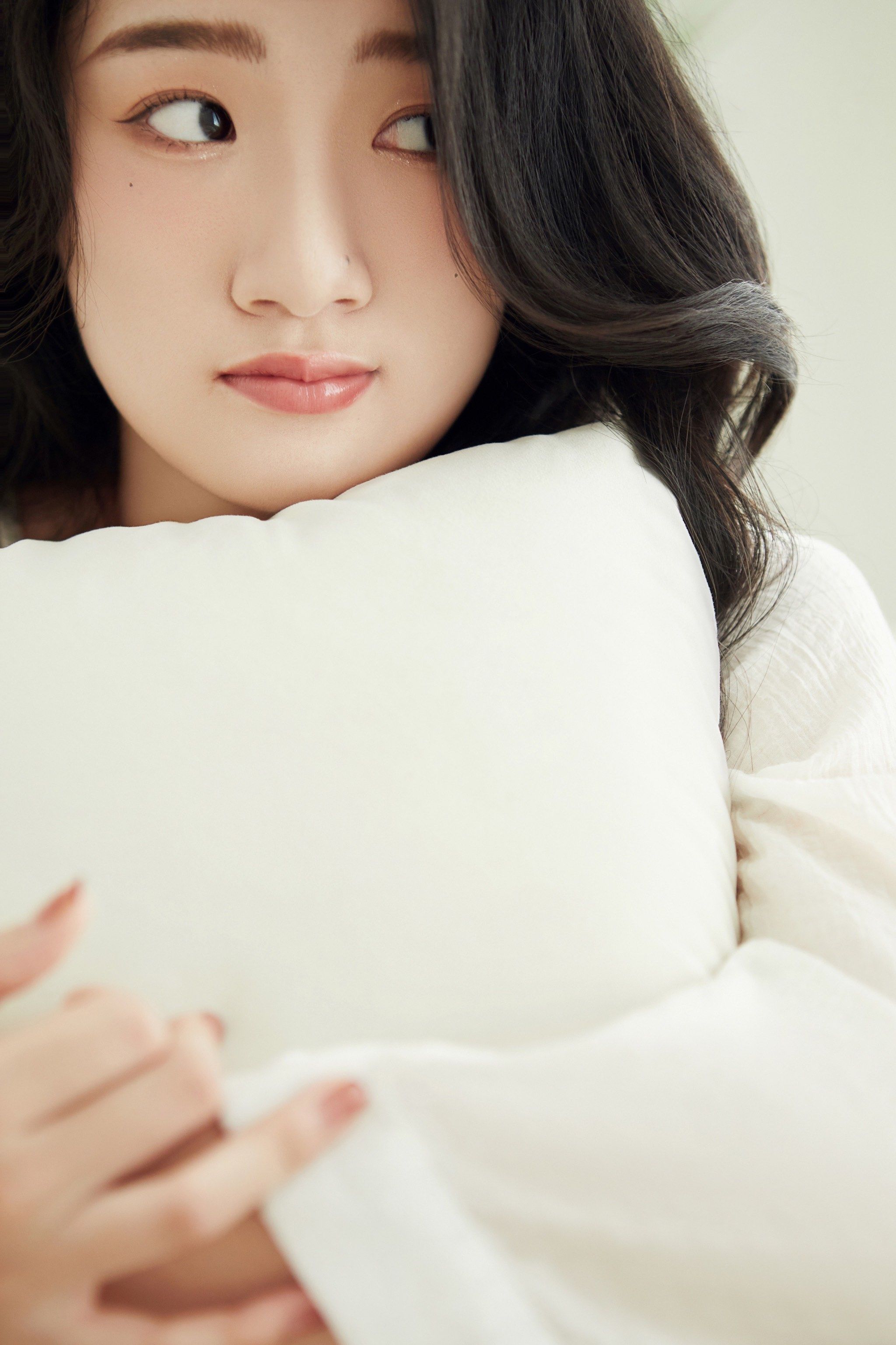 纯色艺术闺房少女写真