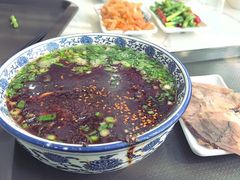 -伊穆祥牛肉面总店·清真