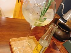 白桃乌龙茶汤力-飛鳥製茶