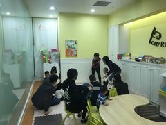 -小马快跑儿童托育中心(华润万家店)