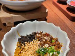 -肆海小川菜酒馆Wine Bistro (青年路店)