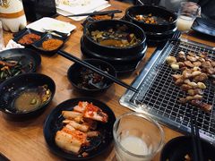 -肉甲韩国木炭烤肉(新壹街1店)