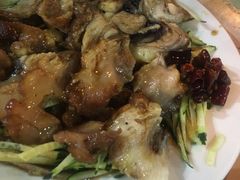 -二哥特色砂锅