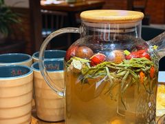 八宝盖碗茶-青海名吃尕张娃非遗烤肉(海湖总店)