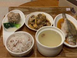 -百佳医疗级月子会所