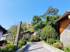 -高荡千年布依古寨旅游景区