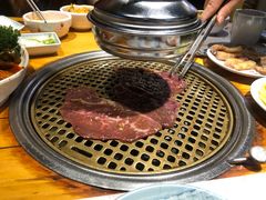 -唯成•韩国炭火烤肉 유성고기