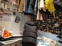 -季师傅无痕改衣(日月光中心店)