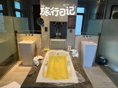 -大连金石滩绿发温泉假日酒店