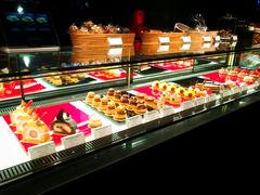 -Salon de The de Joel Robuchon(外滩18号店)