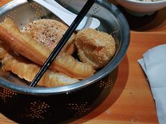 -弄堂咪道-饭香·面香·馄饨香(兴梅店)