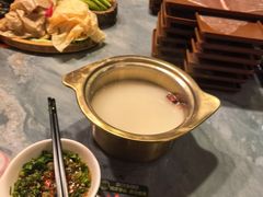 -慢丽江·云南野生菌土鸡锅(付家庄店)