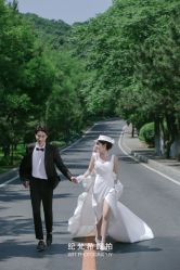 -纪梵希旅拍婚纱摄影(大连总店)