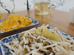 -品鲜村农家菜·阳澄湖大闸蟹(总店)