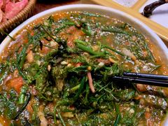 -老滇山寨•云南特色菜•地方菜•民族风情歌舞表演(金碧店)