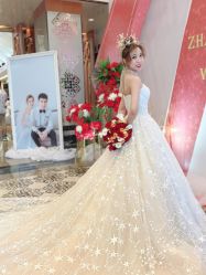 -艾米丽婚纱礼服