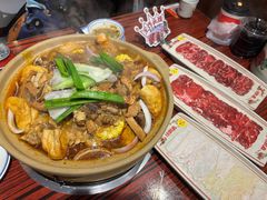 -沙胆彪炭炉牛杂煲(上海日月光广场店)