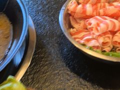 -渝井巷重庆老火锅(沈阳吉祥店)