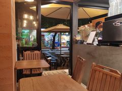 -CowCow其其·牛杂咖啡公司(六运店)