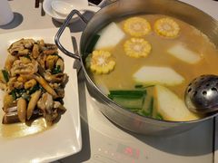 -肥仔文澳门猪骨煲(南京西路店)