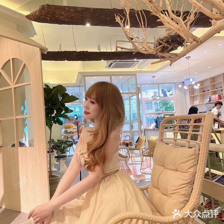 中山探店|仿佛走进童话里的咖啡书屋🪴